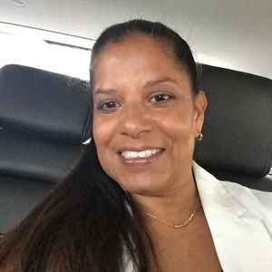 Meet your Posher, Annette